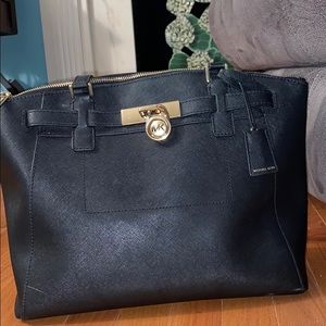 MICHAEL KORS Black Purse